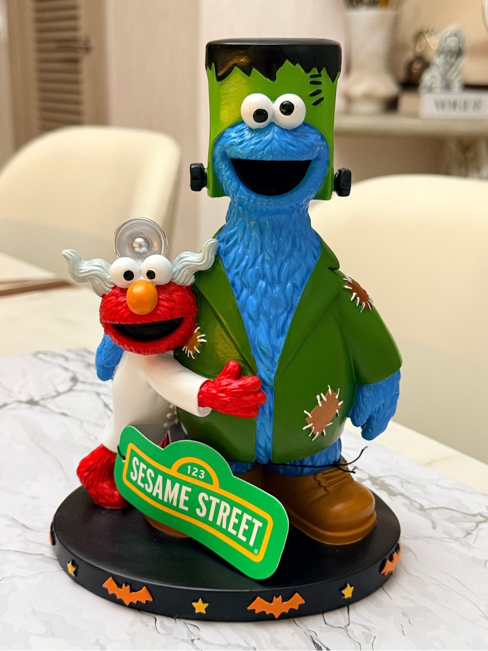 Sesame Street Cookie Monster Elmo Frankenstein Halloween Decor Love Figurine